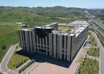 Emergenza rifiuti: il presidente Santelli incontra i cinque prefetti calabresi