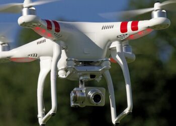 Coronavirus: Droni per monitorare gli assembramenti ad Alessandria