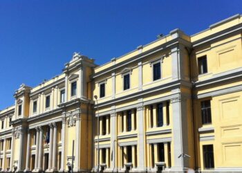 Cadavere trovato nel bagagliaio di un auto a Cariati, la Corte d’Assise di Appello di Catanzaro: “processo da rifare”