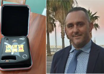 Giovanni Marsala dona un defibrillatore al Comune di Crotone