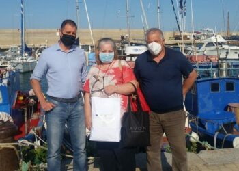 Il Flag i Borghi Marinari dello Ionio consegnano dispositivi di protezione a tutti i pescatori