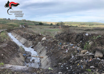 Sequestrati materiali di pulitura di collettori idraulici in località Suvereto di Isola Capo Rizzuto