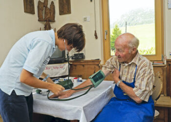 San Giovanni in Fiore: Pubblicati bandi per assistenza domiciliare disabili e persone anziane