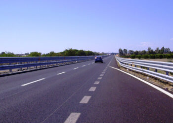 Regione Calabria: Strada a quattro corsie per collegare Corigliano-Rossano all’A2