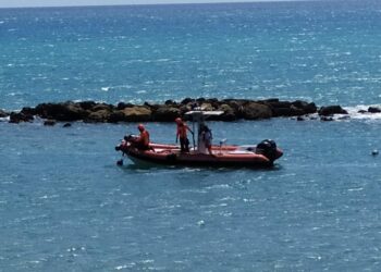 Addestramento del nucleo di soccorso acquatico del comando provinciale VVF a Torre Melissa