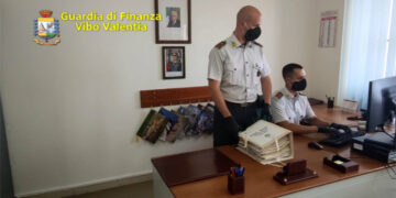 Beccati dalla Finanza 126 falsi poveri per ottenere buoni spesa