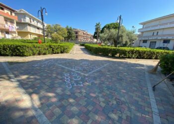 Cirò Marina: Nuovo intervento di pulizia della villetta della Montagnella