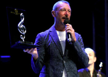 Ad Amadeus il “Premio Ravera” realizzato da Michele Affidato