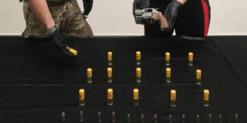 Cutro: rinvenuti armi munizioni ed esplosivi, arresto 56enne
