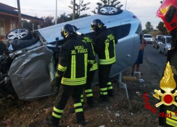 Isola Capo Rizzuto: incidente stradale sulla SP45, tre feriti