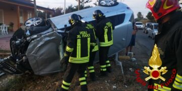 Isola Capo Rizzuto: incidente stradale sulla SP45, tre feriti