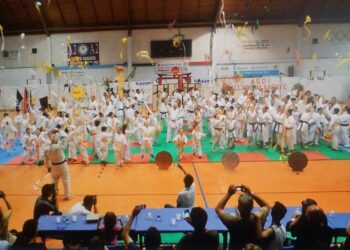 Il Consorzio Sportivo “Città di Crotone” consegna le chiavi del Palakrò al Comune