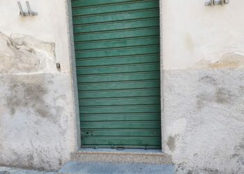 Strongoli: danneggiata sede del circolo cittadino del PD