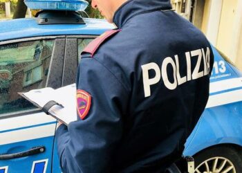 Dipendenti di attività commerciali lavoravano senza mascherina: beccati dalla Polizia Amministrativa, sanzionati i titolari