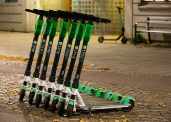 A Roma tornano le biciclette Jump, ma a gestirle sarà Lime