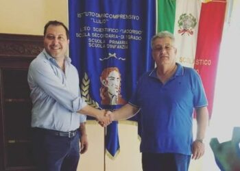 Il dott. Giovanni Aiello è il nuovo dirigente scolastico dell’Istituto Omnicomprensivo Lilio di Cirò