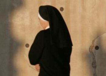 Crotone: tenta di aggredire una suora, arrestato 39enne marocchino