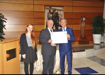 Consegnata la laurea ad honoris causa e la nomina a Delegato regionale della sezione di Giustizia e Legalità, al cittadino crotonese Giuseppe Crea