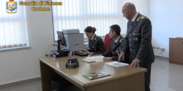 Coronavirus: percepiva indebitamente contributo fondo perduto a seguito della pandemia, denunciato imprenditore crotonese