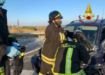 Incidente stradale in località Bucchi di Crotone, due feriti