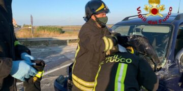 Incidente stradale in località Bucchi di Crotone, due feriti