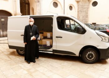 Tre associazioni lanciano “La pasta per i poveri del Papa”, raccolte 2 tonnellate per i bisognosi