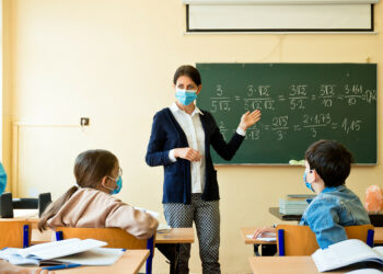 A Cirò scuole aperte da lunedi 18 gennaio, le superiori dal 1 febbraio. 45 tamponi a personale scolastico, tutti con esito negativo