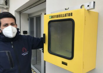 A Cirò Marina un defibrillatore a disposizione di tutti, donato dal Birrificio Magna Grecia