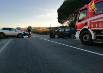 Incidente stradale sulla SS 106 a Strongoli, 3 feriti