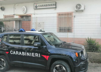 Verzino: tenta di accoltellare la compagna a seguito di un litigio, fermato 49enne
