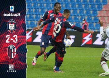 Calcio Serie A: Crotone vs Bologna 2-3