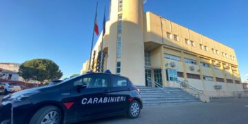 Cirò Marina e Strongoli: giovani senza mascherina e locali aperti oltre l’orario, chiusi tre esercizi commerciali