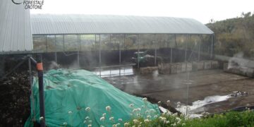 Irregolarità nella gestione dei rifiuti nell’isola ecologica di Cotronei