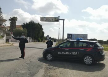 Isola Capo Rizzuto, aggrediscono Guardia Media: denunciati marito e moglie
