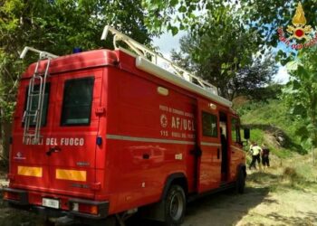 Anziano disperso a Savelli, avviate ricerche dei Vigili del fuoco: ritrovato da carabiniere fuori servizio