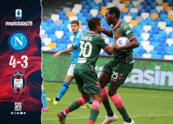Calcio, Serie A: Napoli vs Crotone 4-3