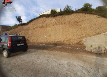 Carfizzi, Sequestrata un’area sbancata senza autorizzazioni