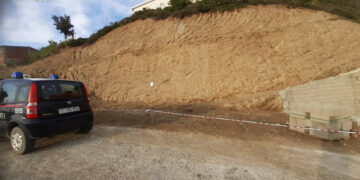 Carfizzi, Sequestrata un’area sbancata senza autorizzazioni