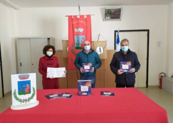 Il club Kiwanis “Apollo Aleo” di Cirò Marina consegna libri agli alunni scuole Melissa e Torre Melissa