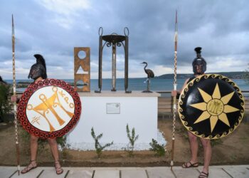 Inaugurata l’opera donata alla città dalla Scuola Guardia Krotoniate