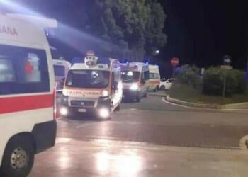 Nella notte ambulanze in fila con pazienti con sintomi da Coronavirus all’Ospedale di Rossano