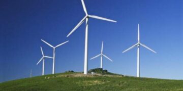 Parco eolico a Cirò Marina: Parentela (M5S) chiede al Comune di “fare marcia indietro”