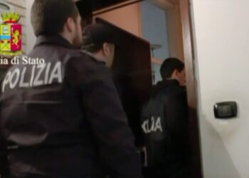 Assembramento in un’abitazione durante l’emergenza Covid: sanzionati 9 persone