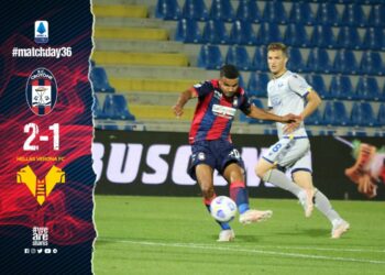 Calcio Serie A Tim: Crotone vs Verona 2-1