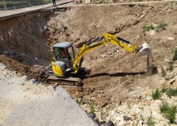 Isola Capo Rizzuto: Al via i primi lavori di messa in sicurezza voragine causata dall’alluvione