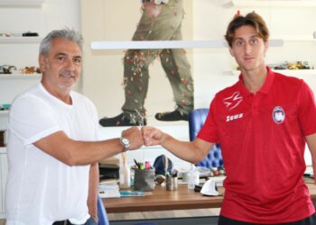 Calciomercato, rinforzo in attacco per il Crotone: arriva Samuele Mulattieri dall’Inter