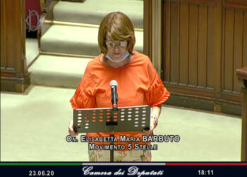 Trasporti Calabria: Barbuto (M5S Commissione Trasporti): “31,5 mln per bus e 280 mln per ferrovie”