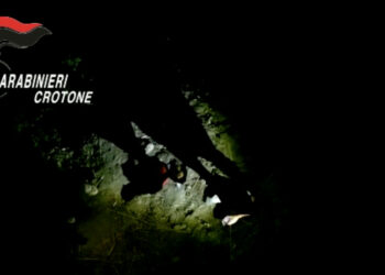 Santa Severina, 32enne si perde nei boschi: ritrovato dopo tre ore dai Carabinieri. Video