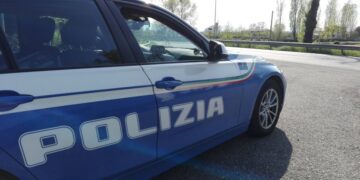 Colto da malore, la Polizia Stradale salva un ragazzo