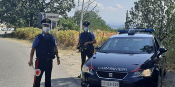 Cotronei: arrestato dai Carabinieri alla guida di un’auto rubata